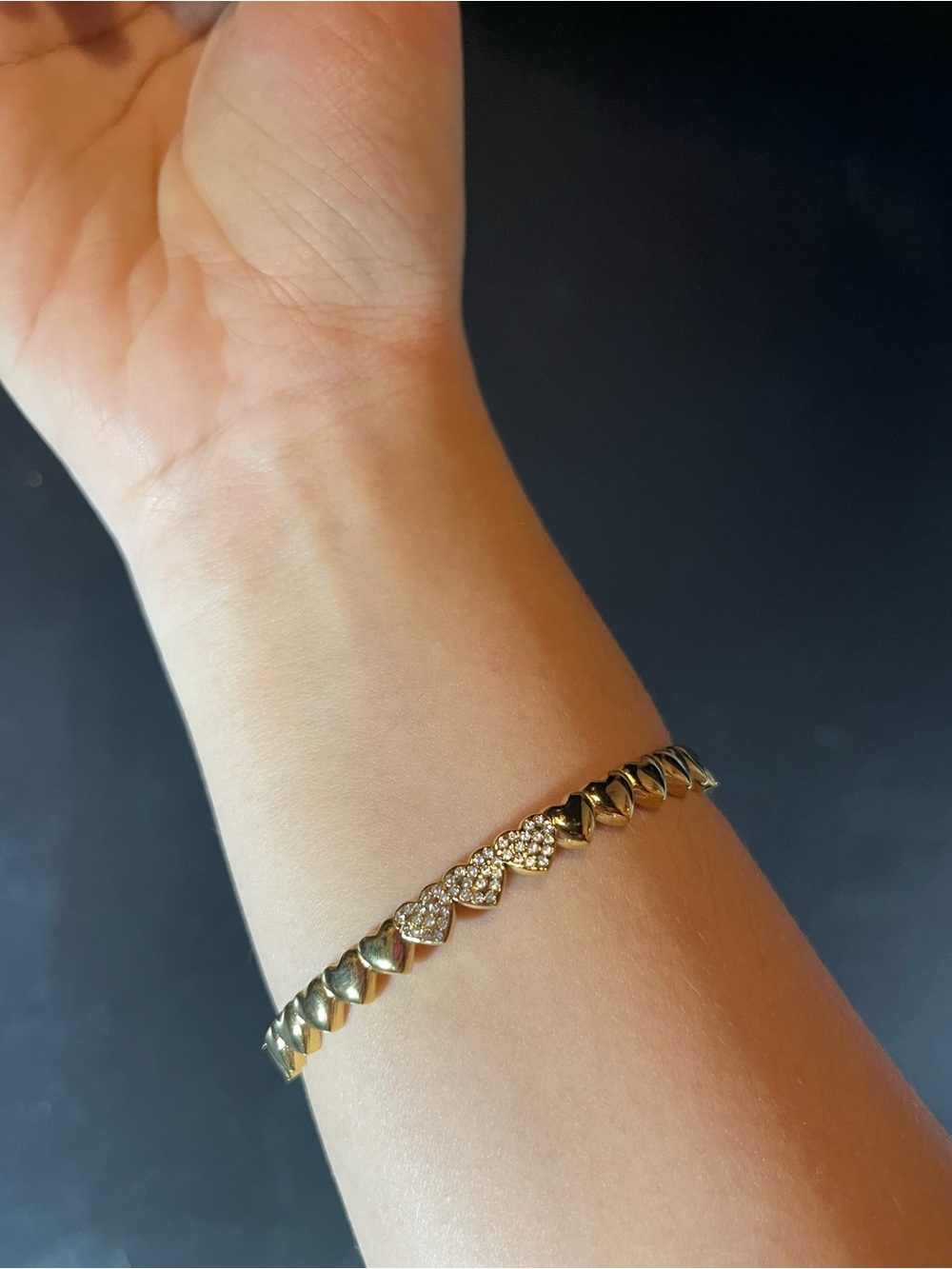 Gold Heart Link Bracelet with Pavé Accent - Women Jewelry